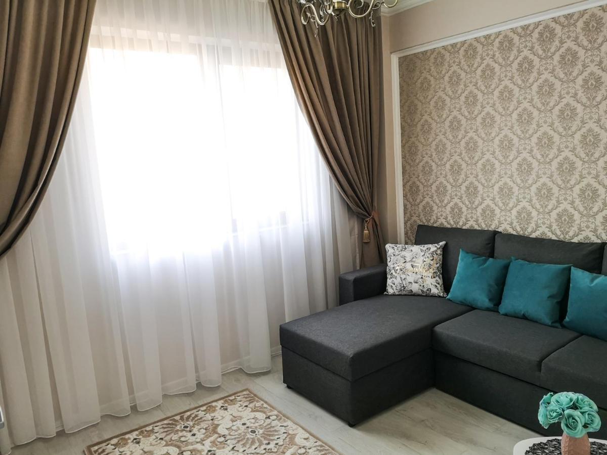 Yns Apartaments Iasi Exterior foto