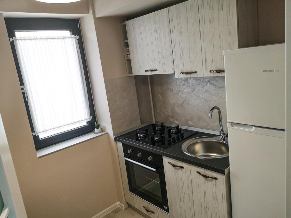 Yns Apartaments Iasi Exterior foto